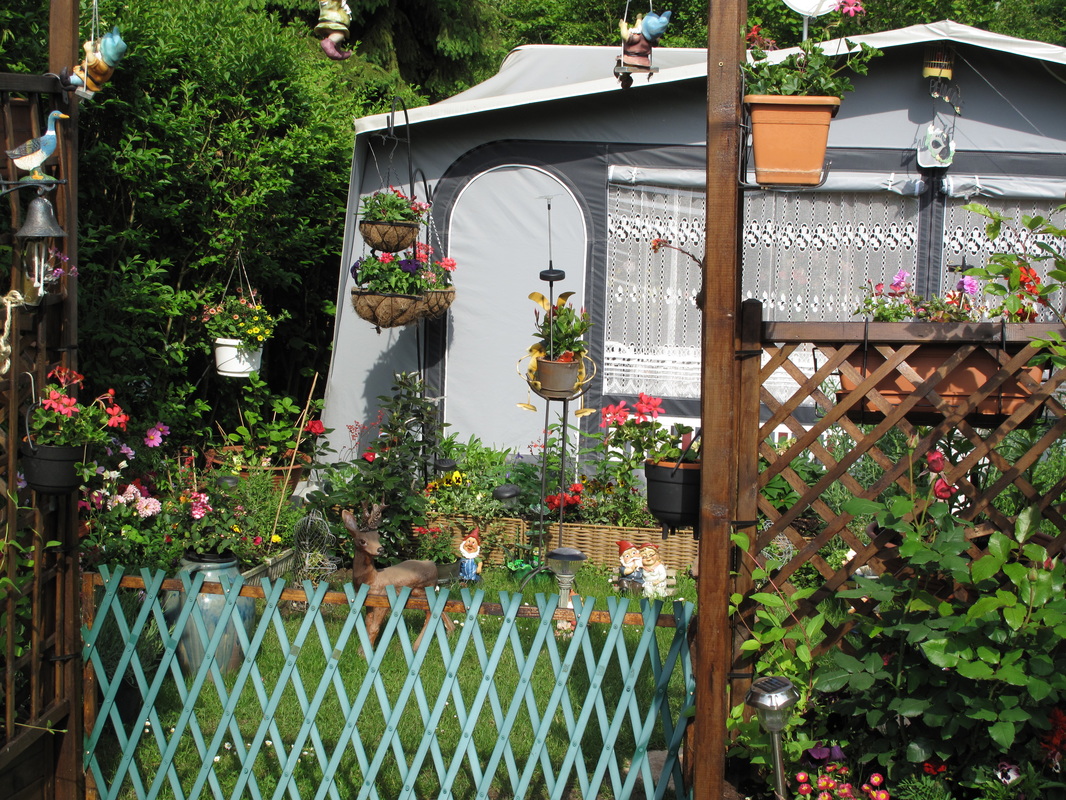 Camping Le Val de Nesles - Parcelles spacieuses 120m²